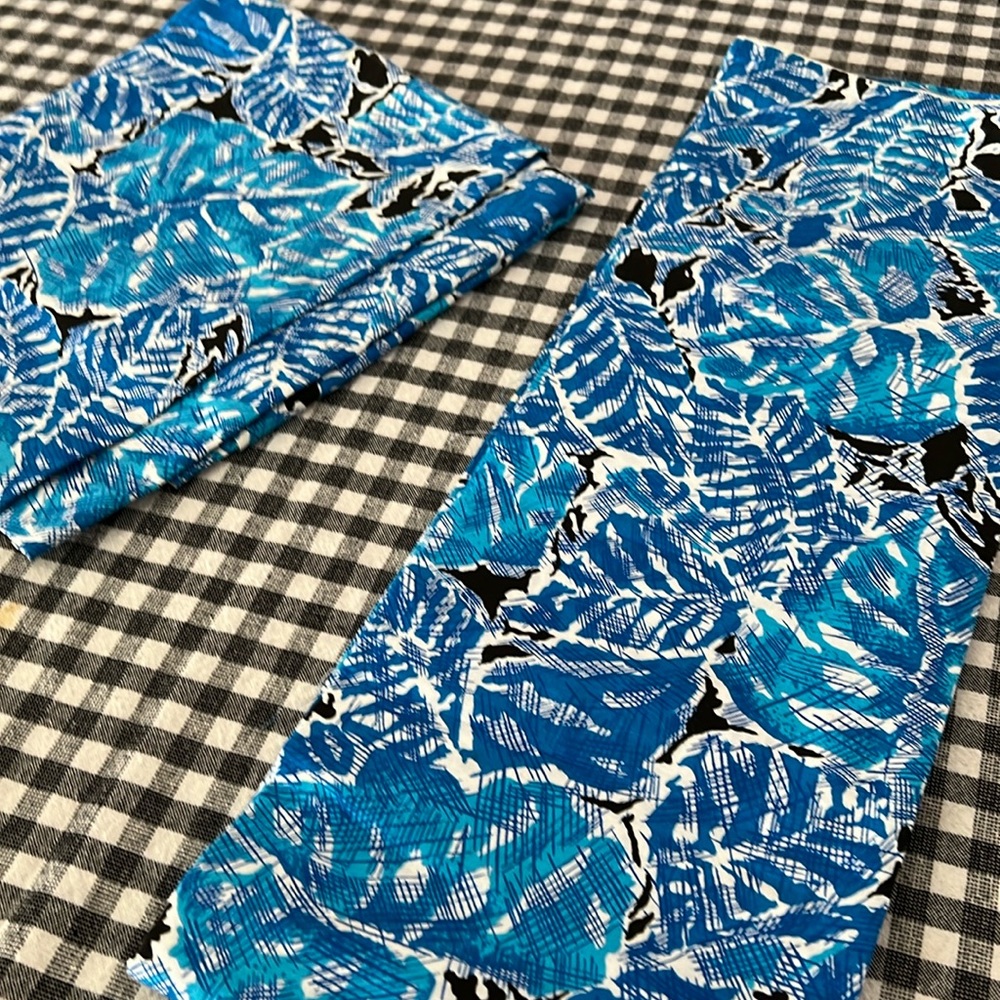 Blue leaf print fabric 4 1/2 yds